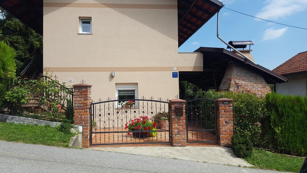 Apartmani Tuheljske Тухельське Топліце Екстер'єр фото