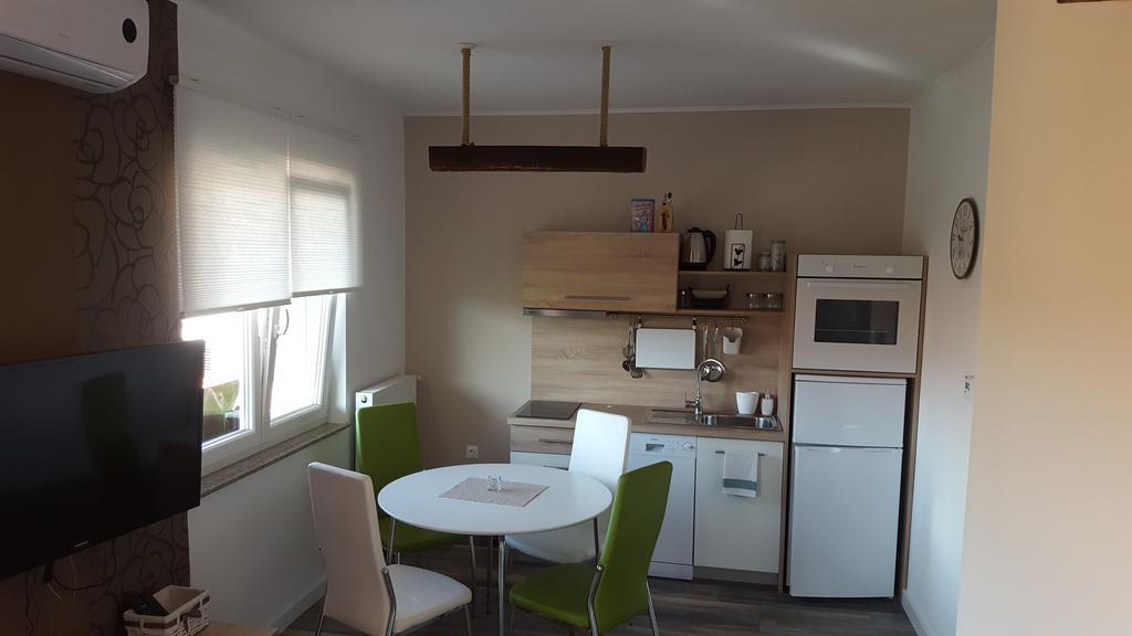 Apartmani Tuheljske Тухельське Топліце Екстер'єр фото