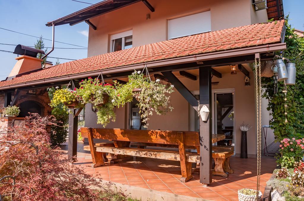 Apartmani Tuheljske Тухельське Топліце Екстер'єр фото